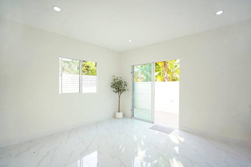 หมู่บ้านพฤกษาวิลเลจ 5 ทำเลวงแหวน - รัตนาธิเบศร์  บ้านเดี่ยว 2 ชั้น ตกแต่งใหม่ใกล้ MRT ตลาดบางใหญ่ และเซ็นทรัล เวสต์เกส เดินทางสะดวก 7