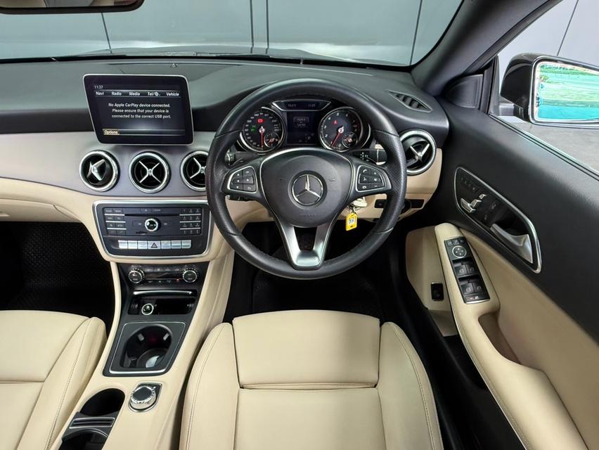 2017 BENZ CLA-CLASS, 200 โฉม W117 ปี13-20 สีดำ เกียร์ออโต้ เครื่องเบนซิน รถบ้านแท้ รุ่นใหม่ Facelift รูปที่ 8
