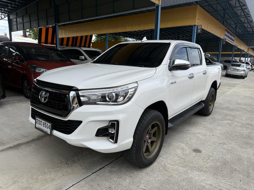 ปี 2019 Toyota Revo 4ประตู/ Diesel PRERUNNER