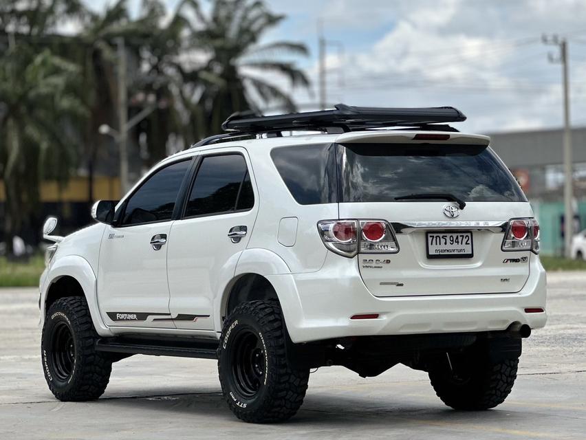 รหัสรถ PEAT9472 TOYOTA FORTUNER 3.0V 4WD ปี2013 สีขาว  5