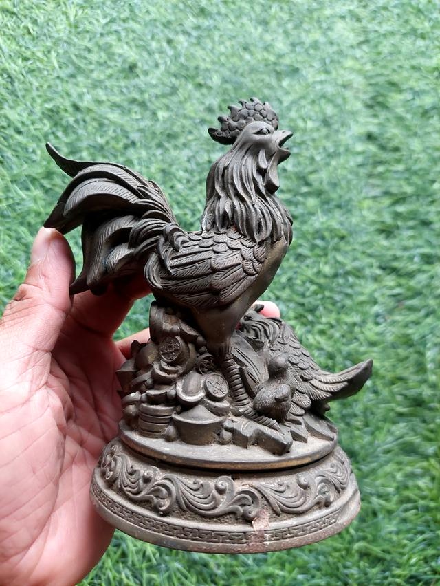 ไก่ทองเหลือง วัตถุมงคล