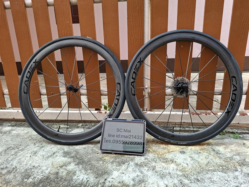 ล้อคาร์บอน Cadex 42 tubeless