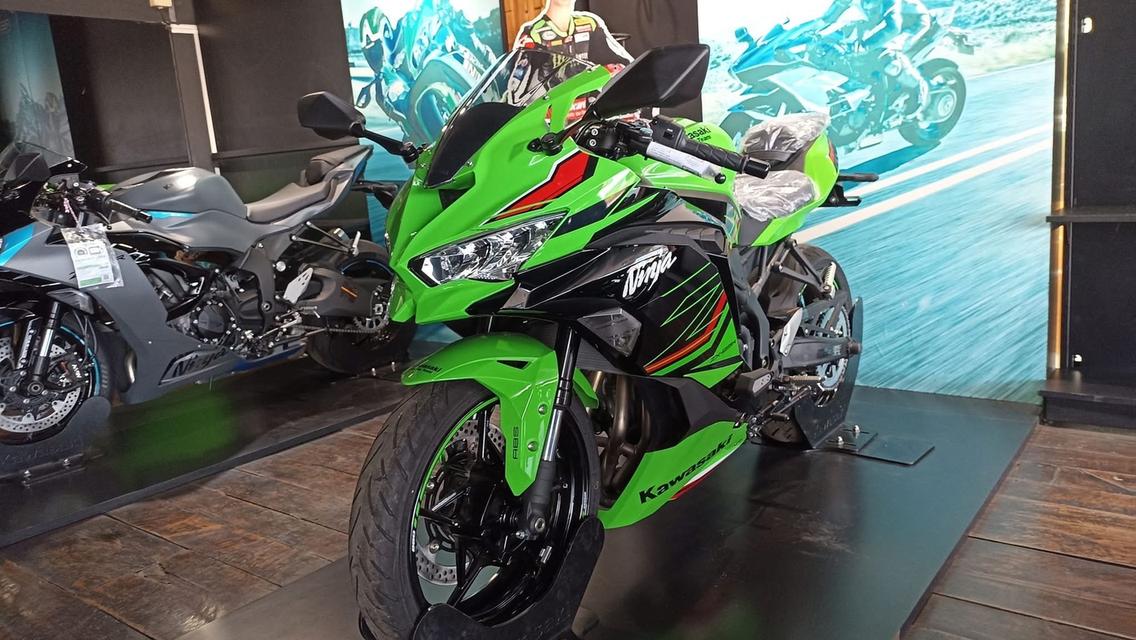 ส่งต่อ Kawasaki Ninja ZX-25R มือสอง 4