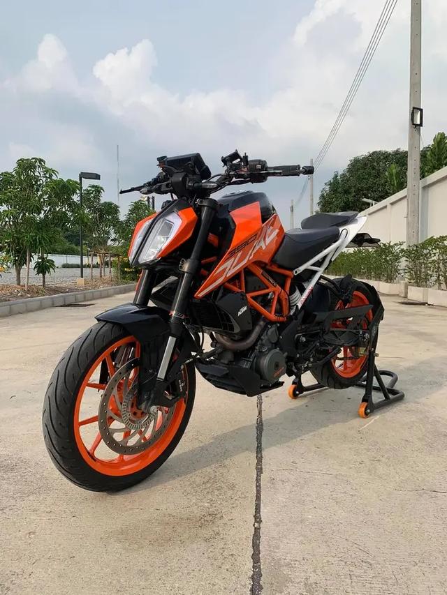 ส่งต่อเครื่องสวยราคาดี KTM Duke 390