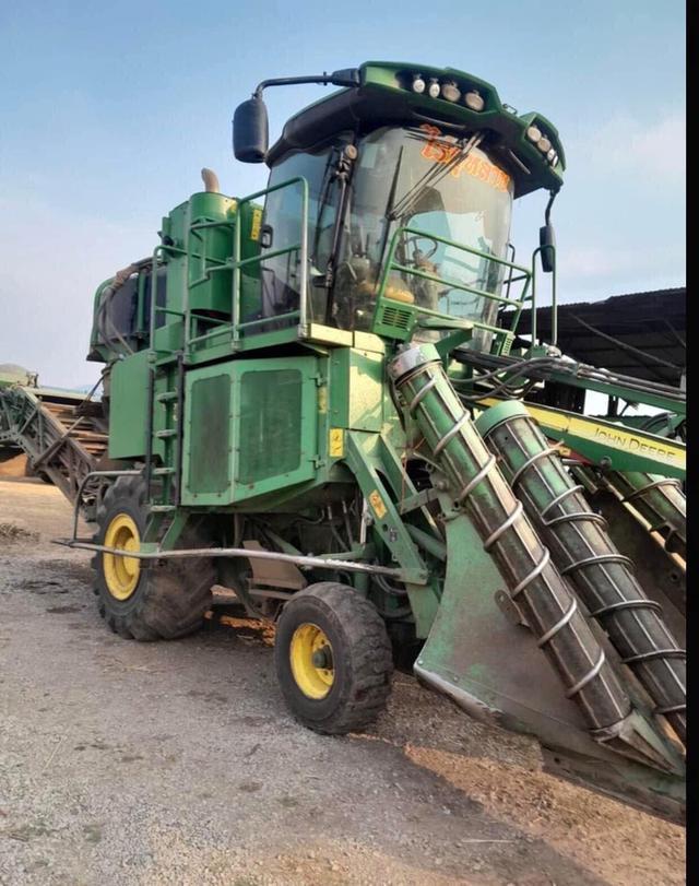 ขายรถตัดอ้อย John Deere รุ่น CH570 มือสอง 2