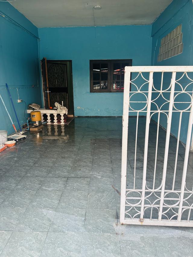 ให้เช่าทาวเฮาส์ 2 ชั้น ย่านวัชรพล 2