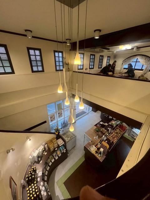 ให้เช่า อาคาร พาณิชย์ 5 ชั้น สุขุมวิท 37 ใกล้ EmQuartier ใกล้ BTS พร้อมพงษ์ ทำเลดีมาก เหมาะทำธุรกิจ 5