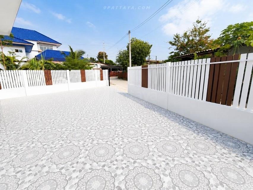 For Sale — Detached House in Huai Yai, PattayaDetached house for sale in Huai Yai, located opposite Bueng Thep Butr School. Convenient access 2