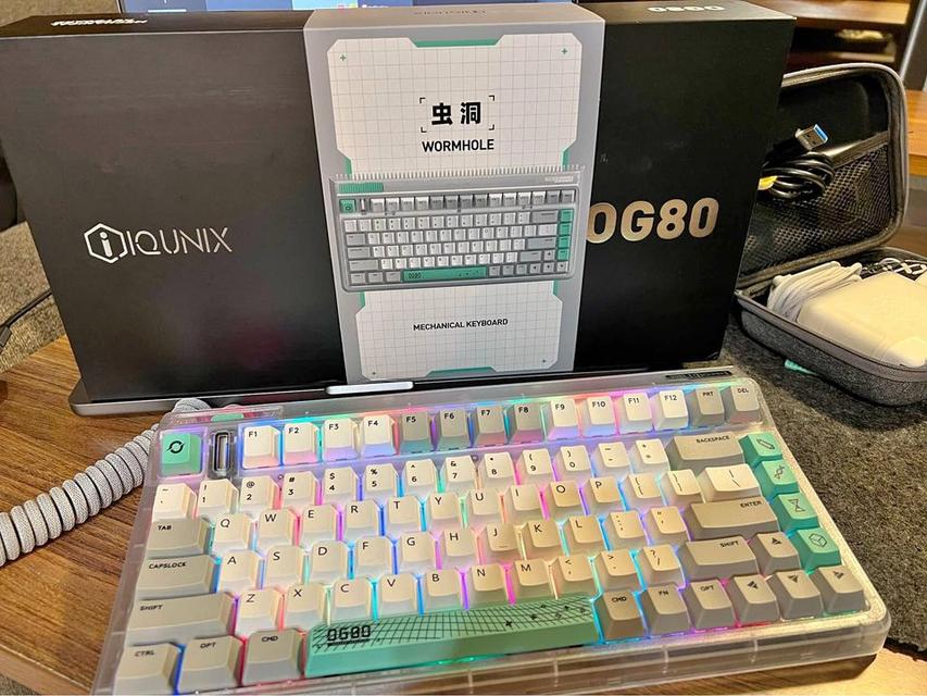 Mechanical Keyboard มีไฟ RGB 3