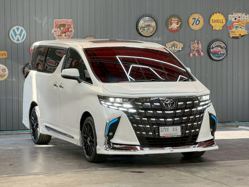 TOYOTA ALPHARD 2.5 HYBRID E-FOUR ปี 2016