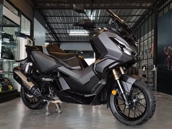 ขายด่วน Honda ADV350 สภาพนางฟ้า 2