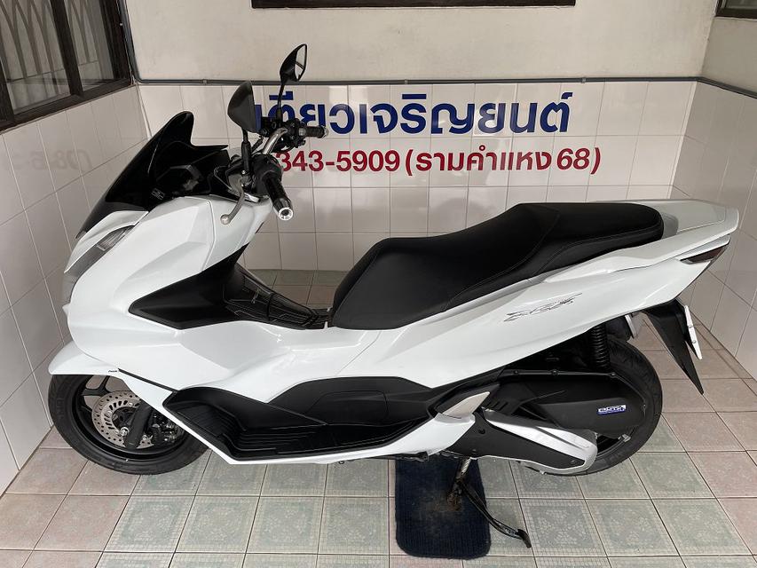 PCX160 สมุดคู่มือครบ กุญแจครบ รถใช้น้อย ไมล์แท้ สภาพดี เครื่องเดิม ศูนย์ตรง ชุดสีไร้รอย ผ่อนได้ วิ่ง5000 ปลายปี64 2