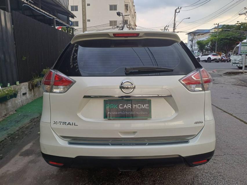 ปี2015 NISSAN X-TRAIL 2.0 เบนซิน AUTO TOP ขับ 4 ล้อ 7ที่นั่ง ไม่เคยดมแก๊ส