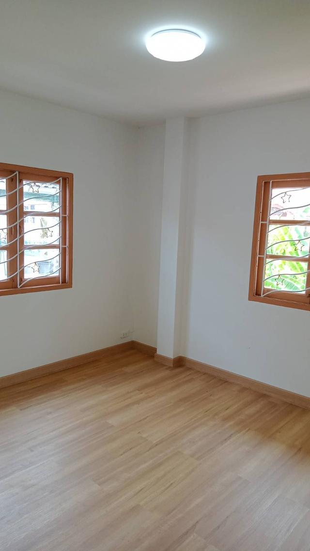 บ้านเดี่ยว สุวินทวงศ์ หมู่บ้านฟลอร่าวิลล์สุวินทวงศ์ นัดชมบ้าน 085-318-6868 คุณวา 11