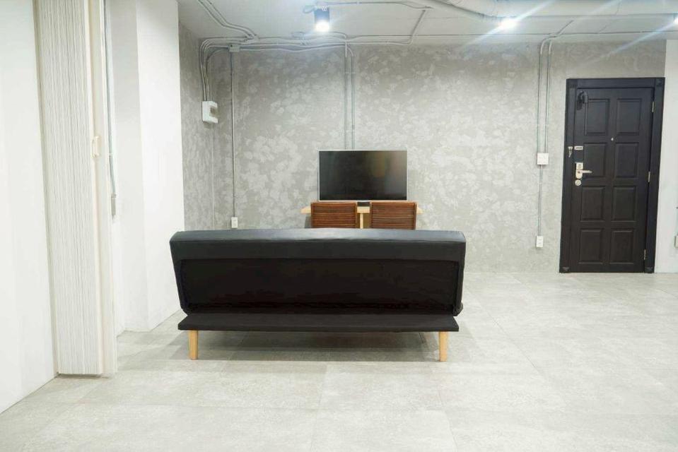 ขายคอนโด ชั้น 5 15 สูท ( 15 Suites Condo ) ย่านสุขุมวิท 15 1 ห้องนอน 1 ห้องน้ำ ติดMRT เพชรบุรี  7