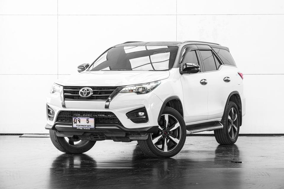 #Toyota🚗 2019 Toyota Fortuner 2.8 TRD Sportivo Black-Top 4WD รูปที่ 2