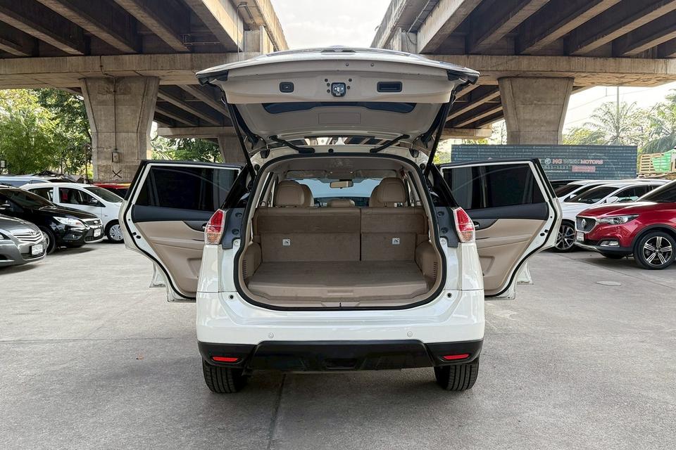 🔥ฟรีดาวน์ รถสวยมือเดียว น๊อตไม่ขยับ  Nissan X-Trail 2.0 E Hybrid AT ปี 2017 9