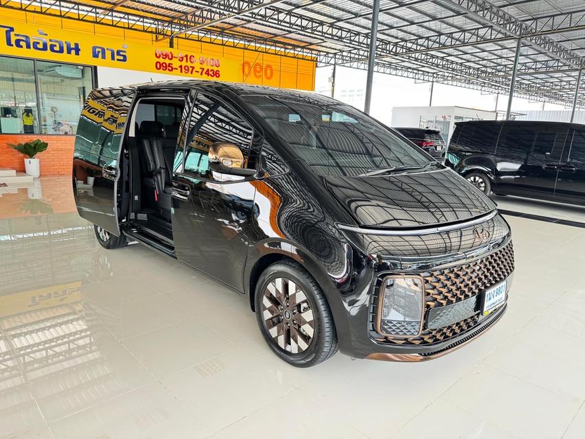 Hyundai Staria 2.2 Premium (ปี 2023) Wagon AT รถสวย สภาพดี ไมล์น้อย ราคาถูก ฟรีดาวน์ รุ่นท็อปสุด 11 ที่นั่ง  2