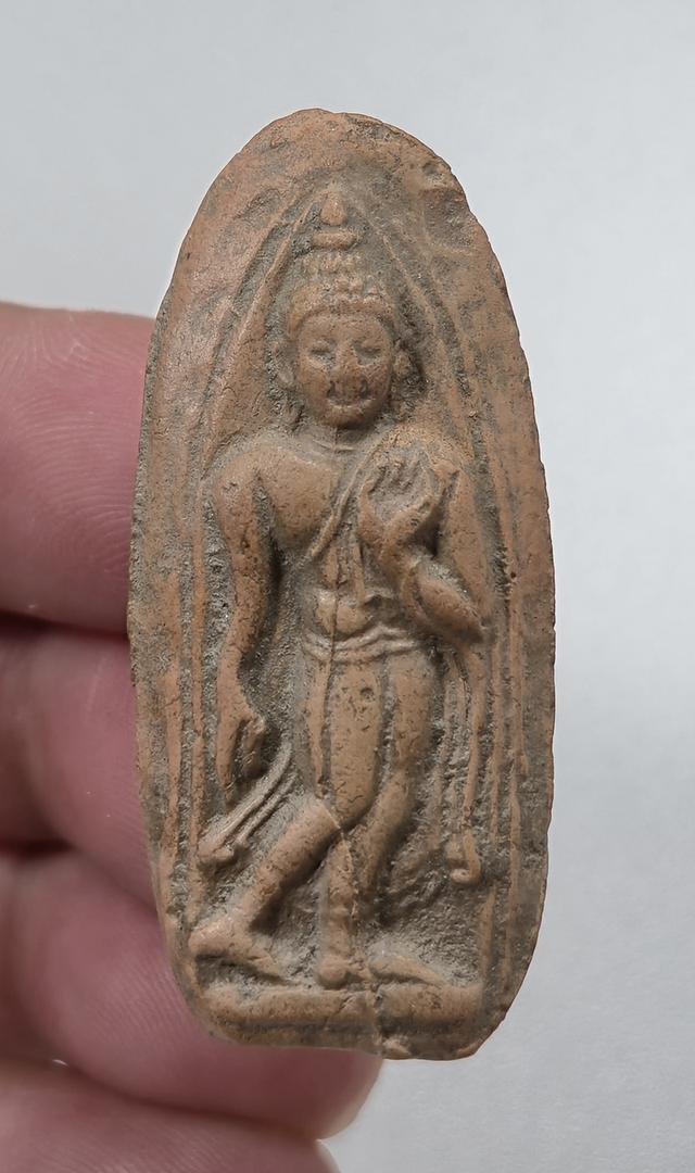 พระลีลาเม็ดขนุน องค์ละ 50 (รหัส034)