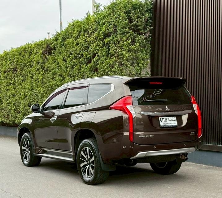 รหัสรถ AP9036 Pajero 2.4 GT Premium  NAVI 4WD ปี2017 4