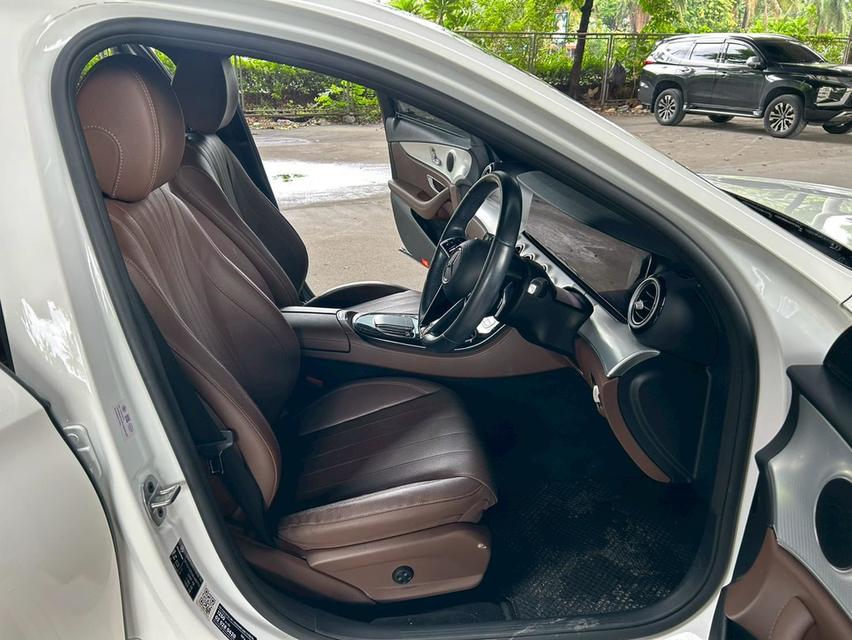 🚗 2022 Mercedes-Benz E 300e Avantgarde Plug-in Hybrid (Facelift) AT รูปที่ 15