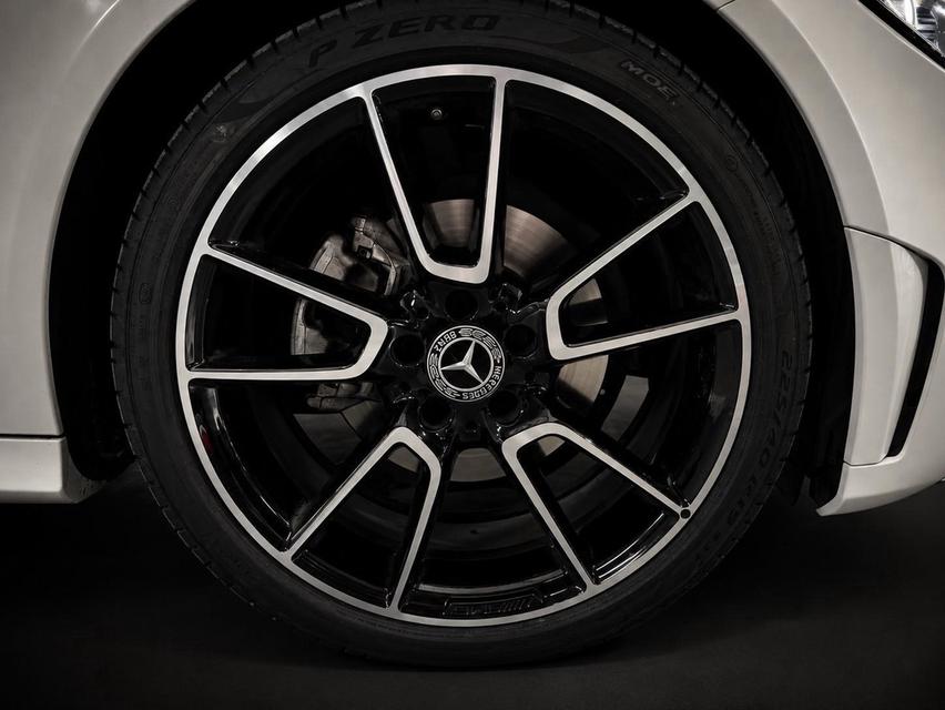 MERCEDES-BENZ C200 COUPE AMG DYNAMIC  2023เครื่องยนต์เบนซินเทอร์โบ 1991 cc สูงสุด 204 แรงม้า / เกียร์ 9G-Tronic รูปที่ 14