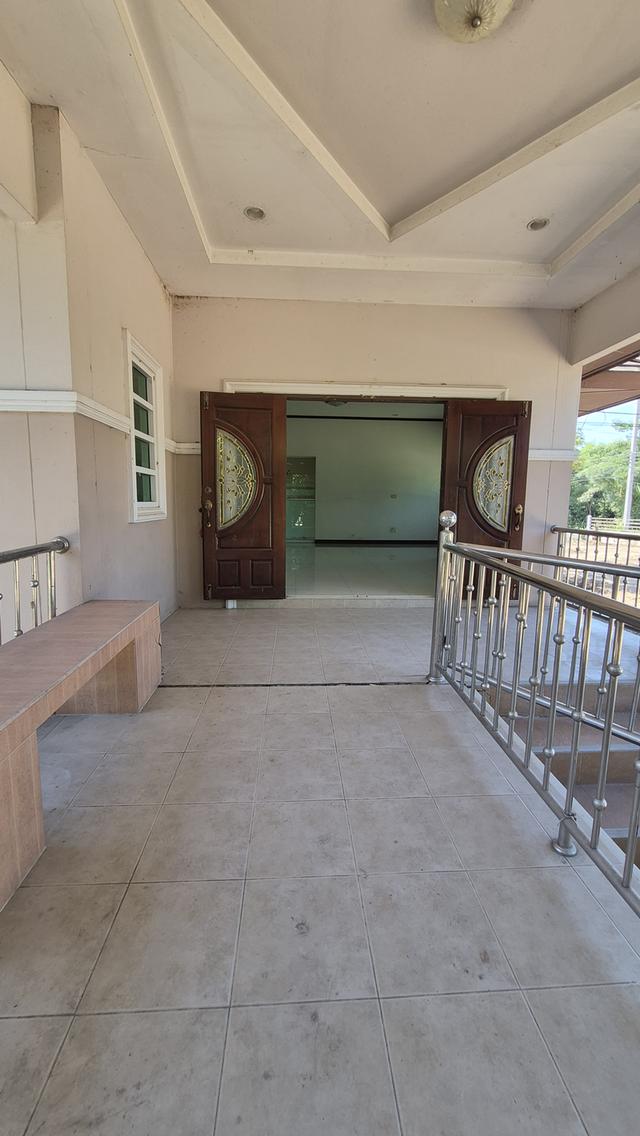 🔥🏡 บ้านพร้อมที่ดินผืนใหญ่ ใกล้ถนนใหญ่ ราคาโคตรคุ้ม! 🏡🔥 💥 เพียง 2.5 ล้าน ได้ทั้งบ้าน + ที่ดินกว่า 2 ไร่! 📣 โอกาสนี้ไม่ได้มีบ่อย! ใครกำลังหาบ้านพื 6