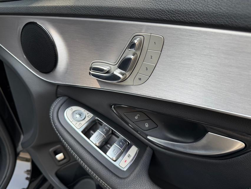 Mercedes Benz C300e AMG Sport ปี 2020 ไมล์ 55,xxx km 16