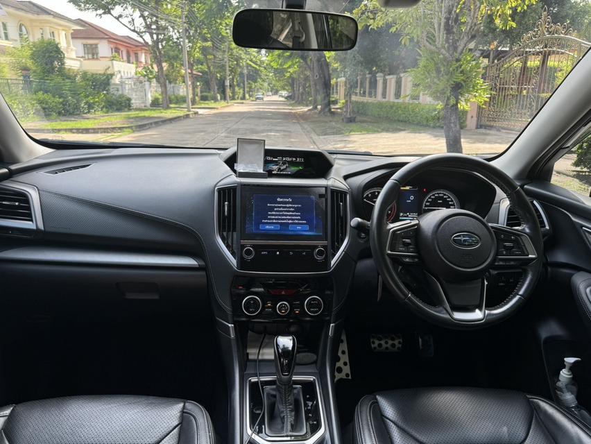 ขายรถยนต์ Subaru forester 2.0