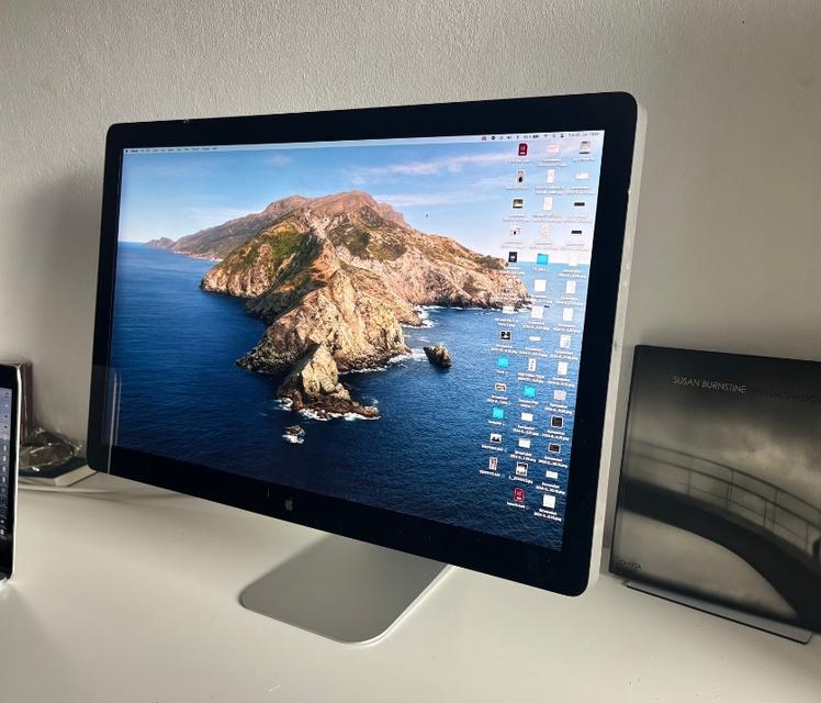 Apple LED Cinema Display 27 นิ้ว สวยๆ 2