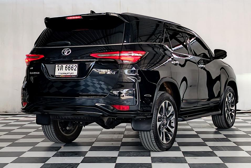FORTUNER LEGENDER 2.8 4WD ปี 2021  ✅ ฟรีค่าจัด-ค่าโอน ✅ ฟรีประกันภัย ✅ ฟรี พรบ 3