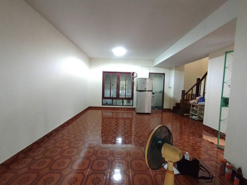 ทาวน์เฮาส์ รีโนเวทใหม่ งบล้านต้นๆก็มีบ้านเป็นของตัวเอง บ้านพฤกษา 11 คลอง3 คลองหลวงน้ำไม่ท่วมบ้าน 5