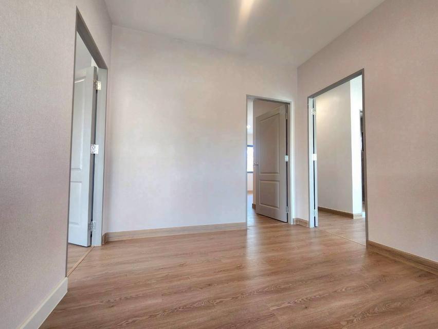 ขายบ้านมือสองตกแต่งใหม่ โครงการ ชลลดา บางบัวทอง (Chonlada Bangbuathong) หลังริม คุณภาพแบรนด์ LH เนื้อที่ 76 ตร.ว. 14