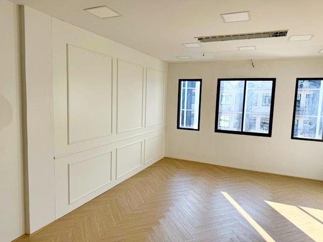 หทัยราษฏร์ ให้เช่าอาคารพาณิชย์ 4ชั้น ทำเลถนนใหญ่ รามอินทรา 105-111 พระยาสุเรนทร์ MRTนพรัตน์ 2.4 กม. ใกล้รถไฟฟ้าสายสีชมพู 2