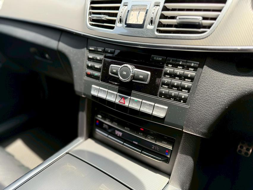 รหัสรถ SG9919 Benz E200 AMG ปี2014 (Facelift ) 12
