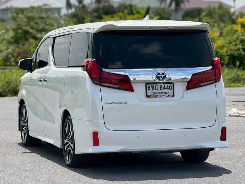 TOYOTA ALPHARD 2.5 SC PACKAGE ปี 2022สีขาว