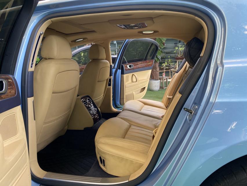 Bentley  7