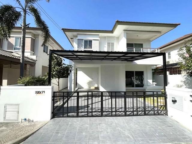 รหัสC7009 ให้เช่าบ้านเดี่ยว 2ชั้น หลังมุม หมู่บ้านสราญสิริ รามอินทรา 2 ถนนปัญญาอินทรา 2