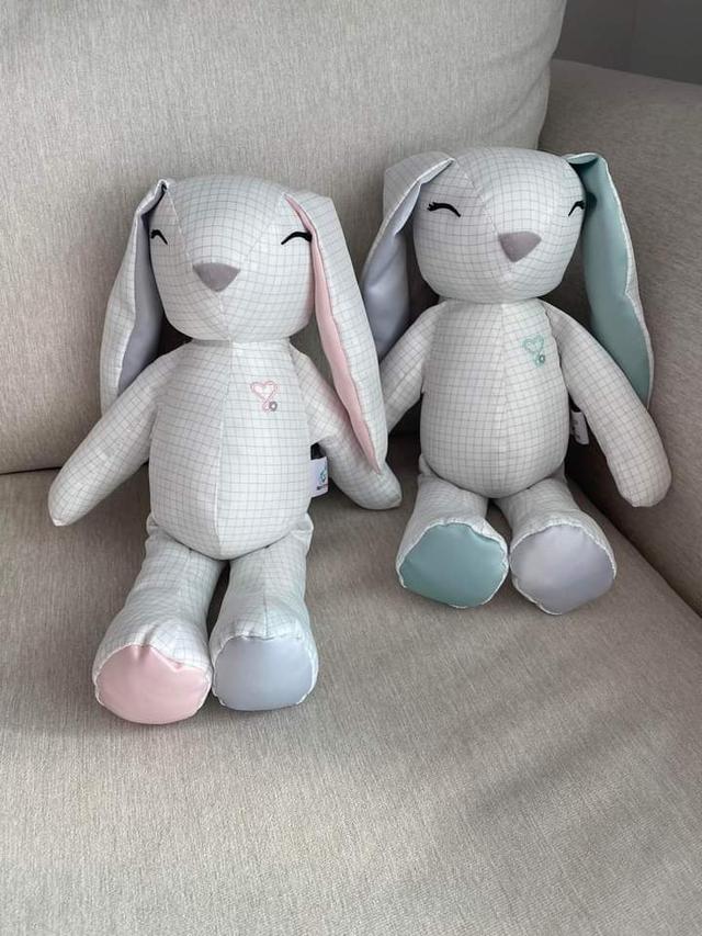 ขายด่วนตุ๊กตากระต่าย EVOLI Baby Huggable Bunny 1