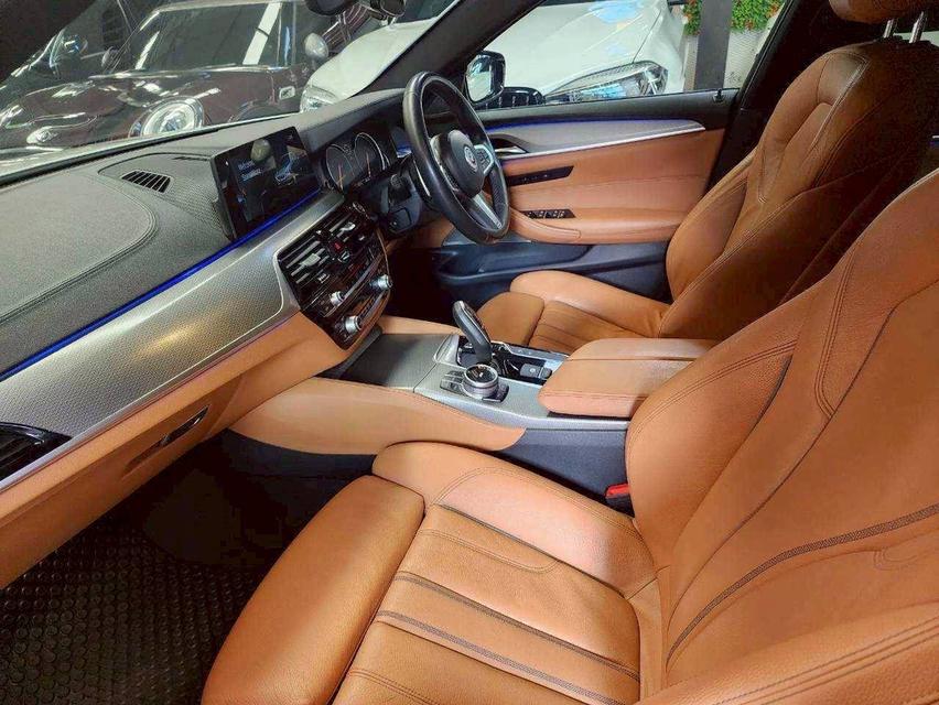Bmw 530i Limousine ปี 2017 รูปที่ 11