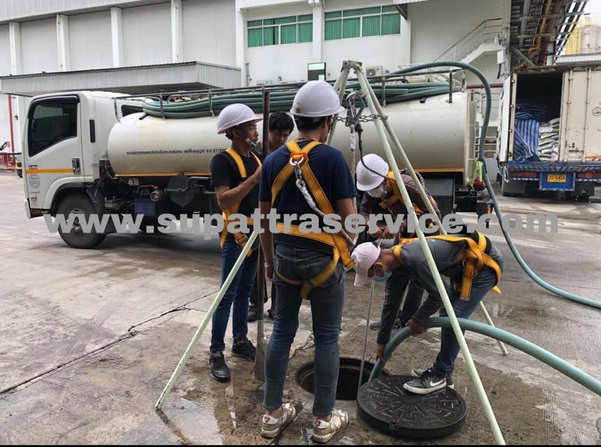 ดูดส้วม,สูบส้วม,ท่อตัน,บ่อไขมันตัน,แก้ไขท่อตัน,www.supattraservice.com รูปย่อยที่ 1