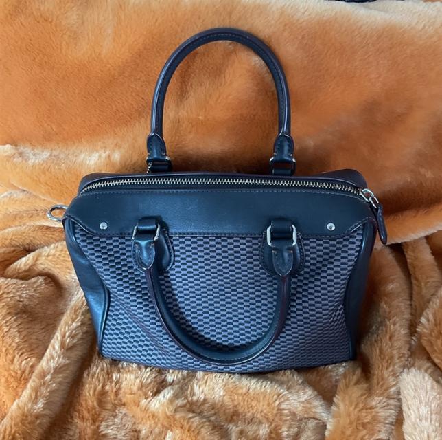 กระเป๋าสะพาย coach มือสอง