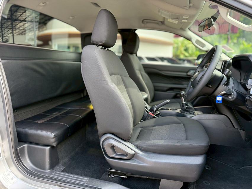 ปี 2022 FORD RANGER, 2.0 TURBO XLTมือเดียวป้ายแดง คู่มือ บุ้คเซอร์วิซครบ 7