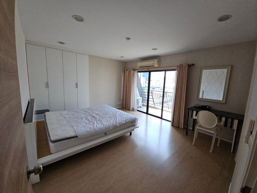 ขายคอนโด Renova Residence ชิดลม - 118 ตรม. *ใกล้ BTS ชิดลม,เพลินจิต*