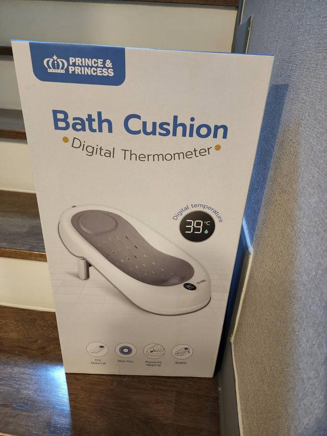 โต๊ะอาบน้ำเปลี่ยนผ้าอ้อมพับได้PRINCE&PRINCESS+รองอาบน้ำวัดอุณหภูมิได้ รูปที่ 4