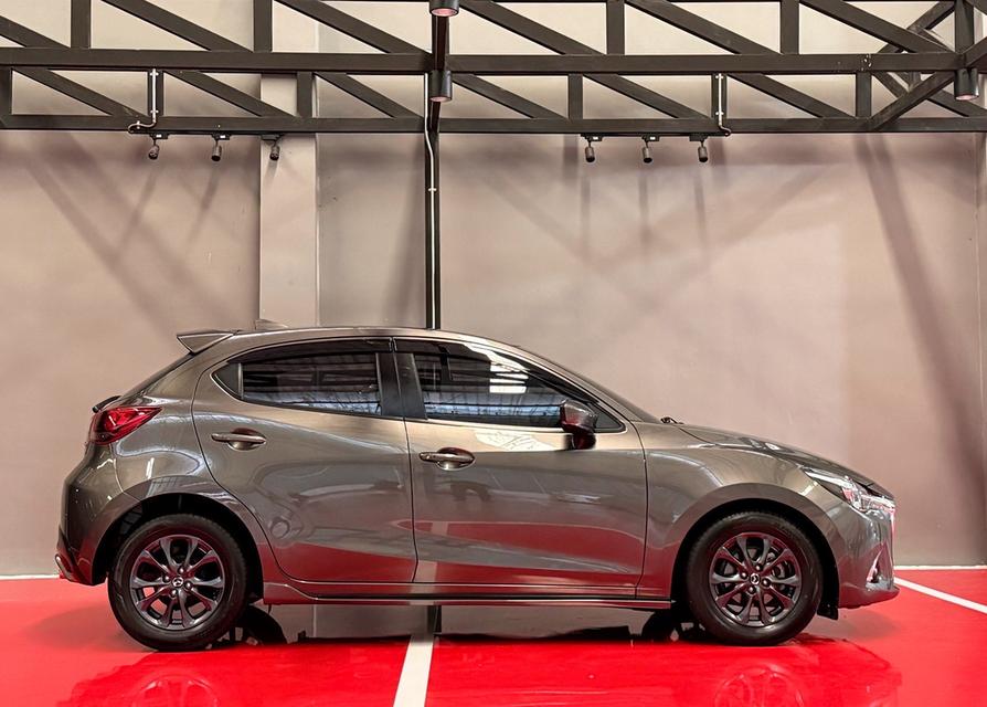 2020 MAZDA 2 1.3 HIGH CONNECT รถมือเดียว 7X,XXX กม สภาพเหมือนใหม่ รถเข้าศูนย์ทุกระยะ ไม่มีอุบัติเหตุครับ