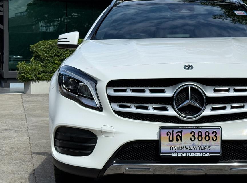 2020 BENZ GLA 250 AMG FACELIFT รถมือเดียวออกป้ายแดง รถวิ่งน้อย เข้าศูนย์ทุกระยะ รถไม่เคยมีอุบัติเหตุครับ 7