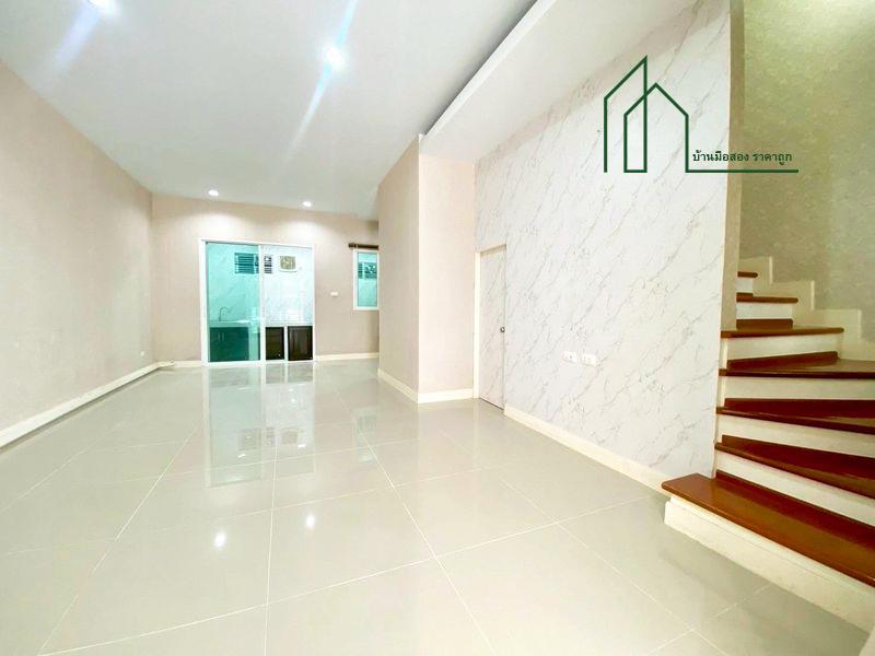 ทาวน์โฮม 3 ชั้น หมู่บ้าน วิชั่นสมาร์ทไลฟ์ บ้านพร้อมอยู่ ทำเลดี นนทบุรี ใกล้สถานีรถไฟฟ้าบางพลู