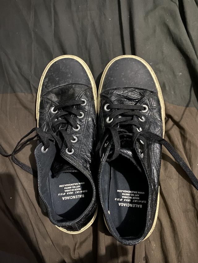 BALENCIAGA  …………,,…… รูปที่ 9