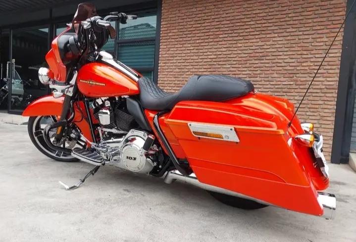 2012 Harley-Davidson Street Glide 5